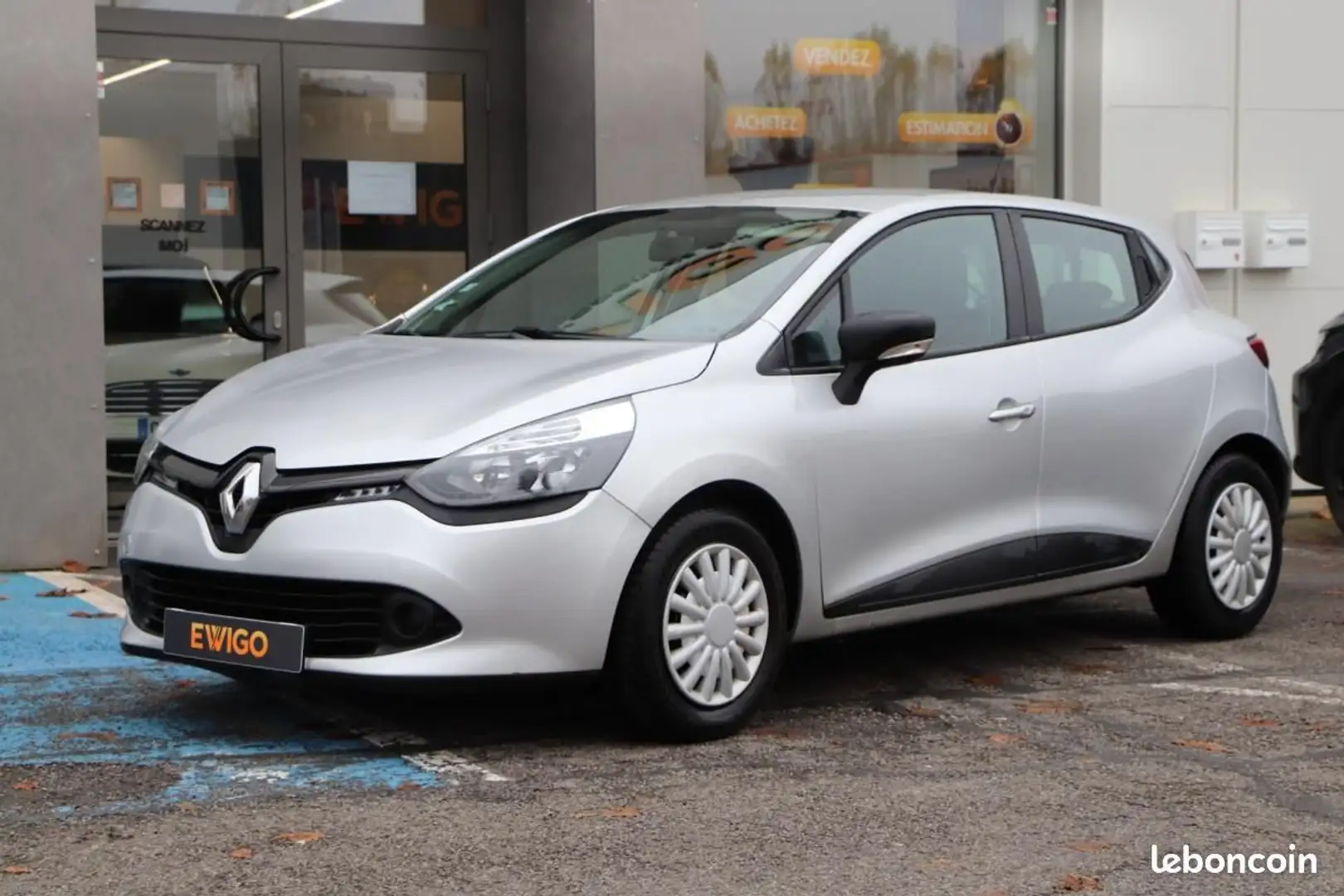 Renault Clio 1.2 75 LIFE GARANTIE Grijs - 1