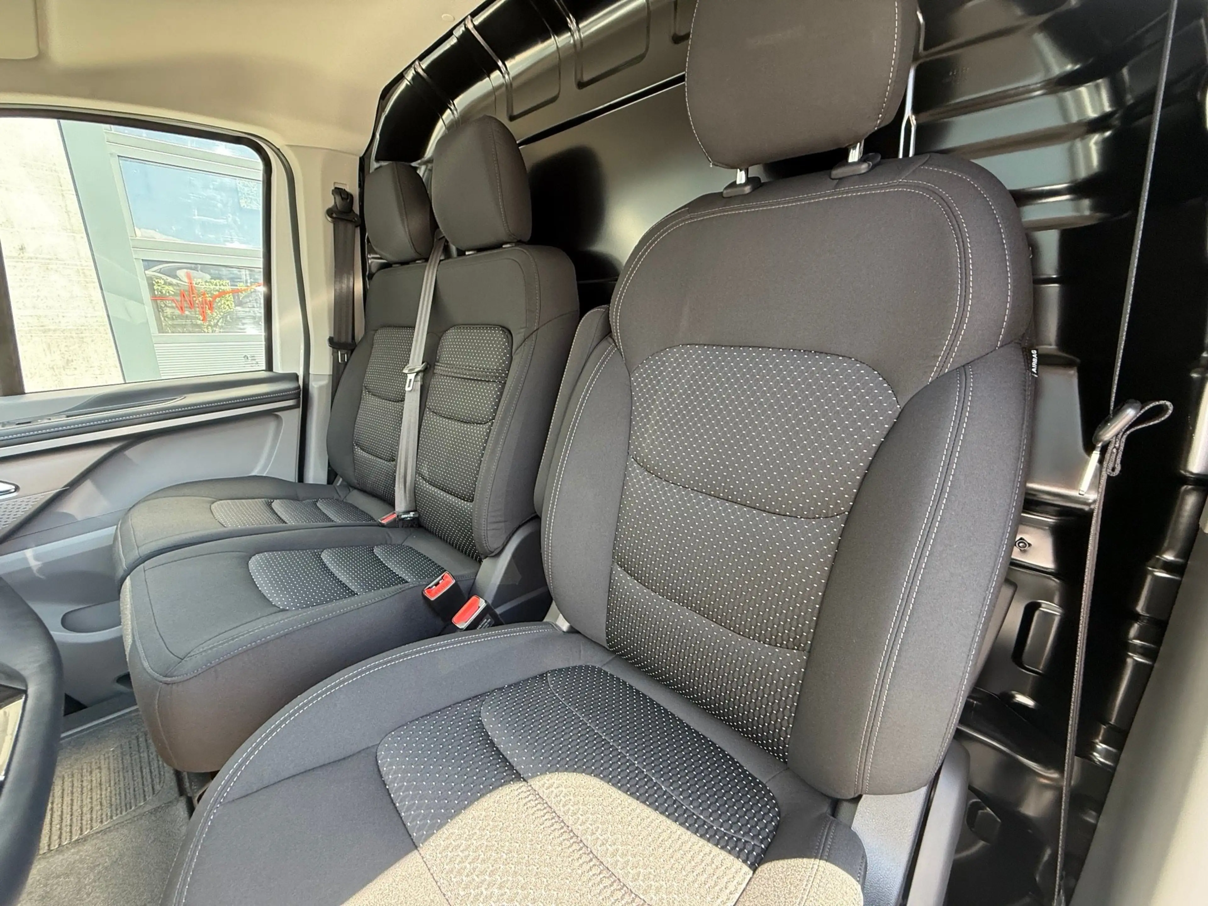 Maxus Deliver 7 Deliver 7 Kasten 2.0 D L1H1 (Sofort) — photo 14