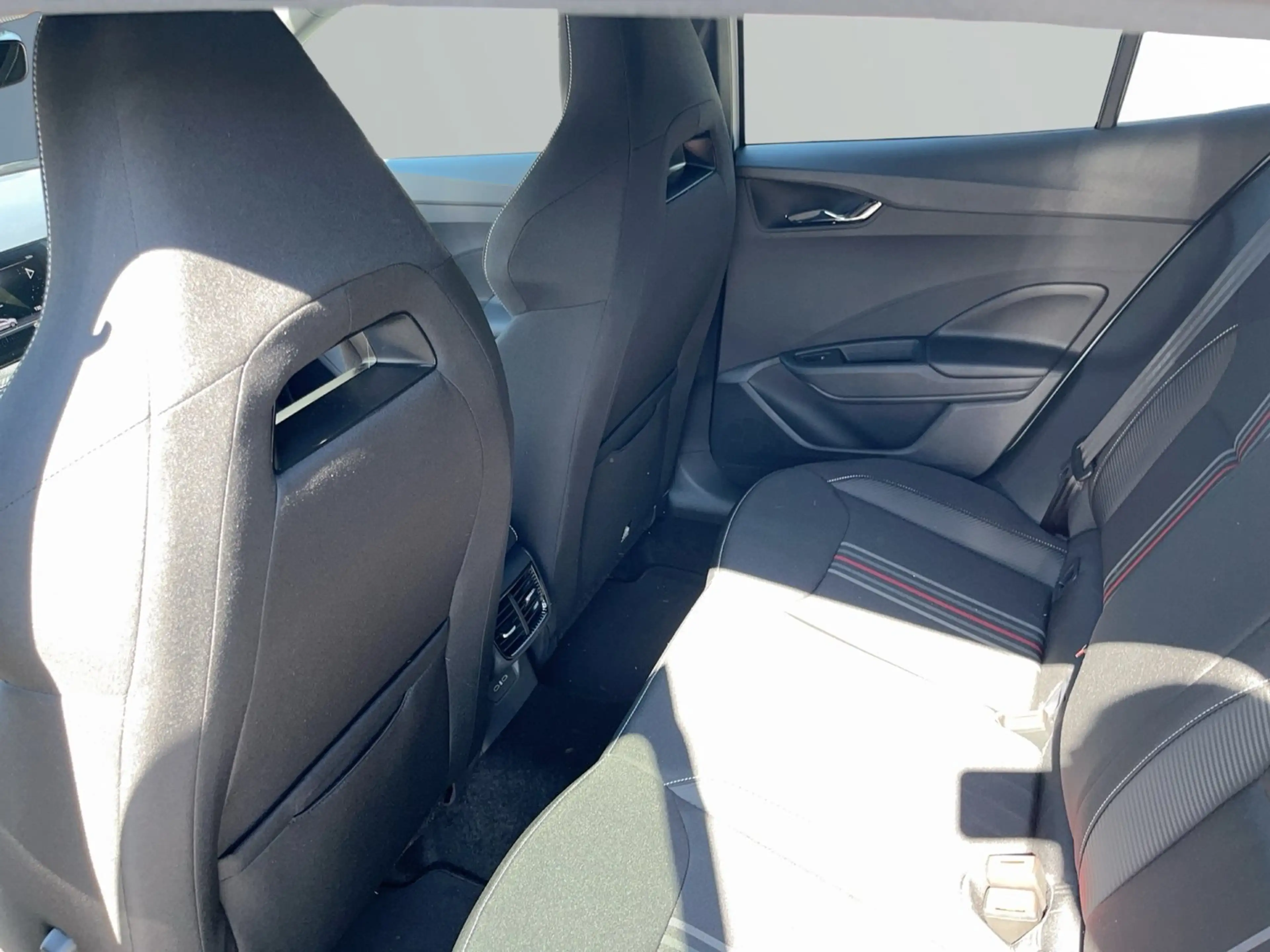 Skoda Fabia 130 — photo 11