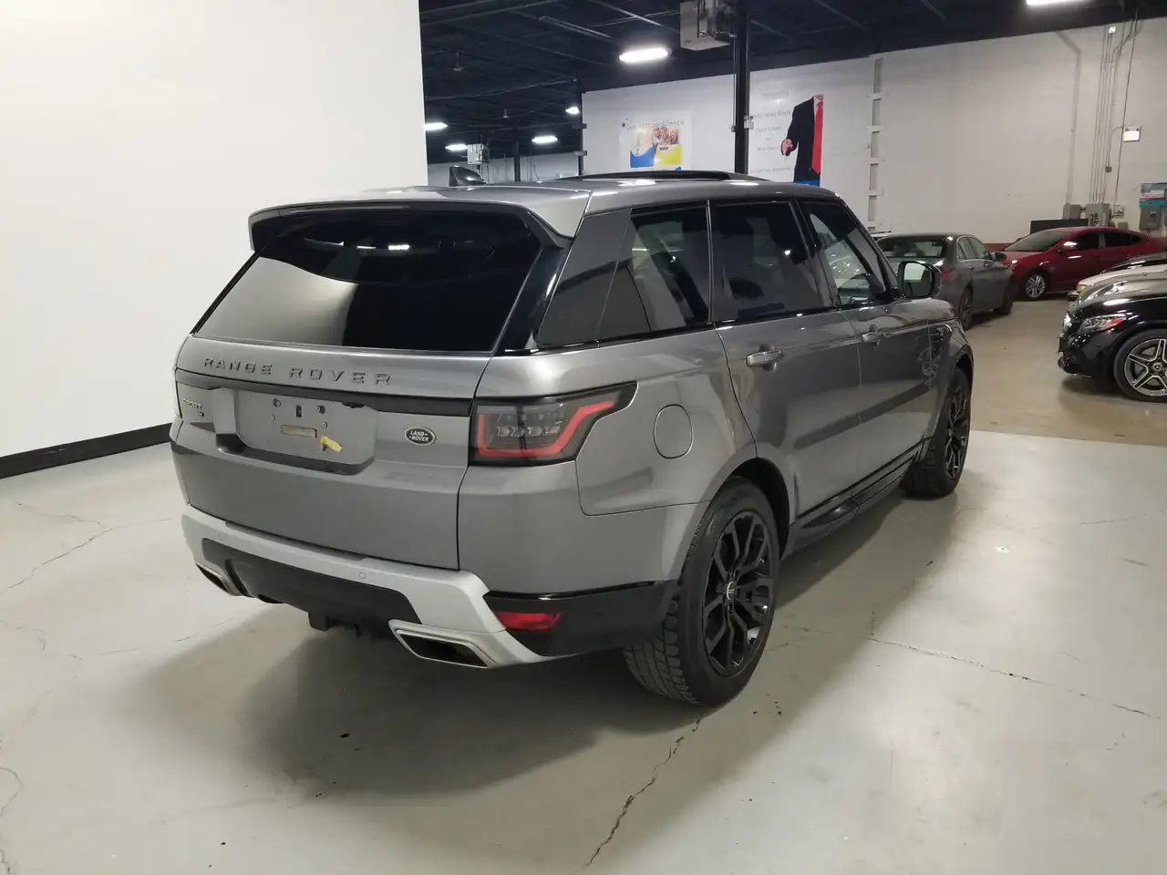 Land Rover Range Rover Sport снимка Land Rover Range Rover Sport