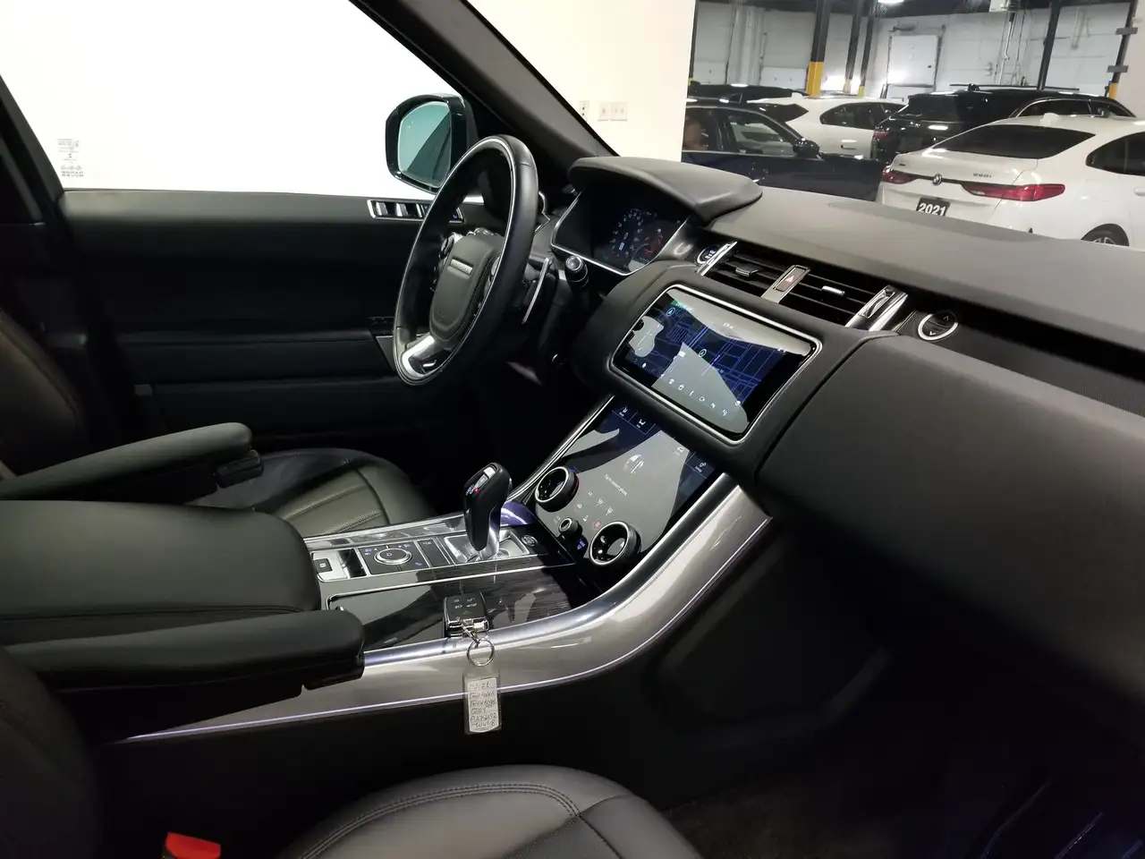 Land Rover Range Rover Sport снимка Land Rover Range Rover Sport