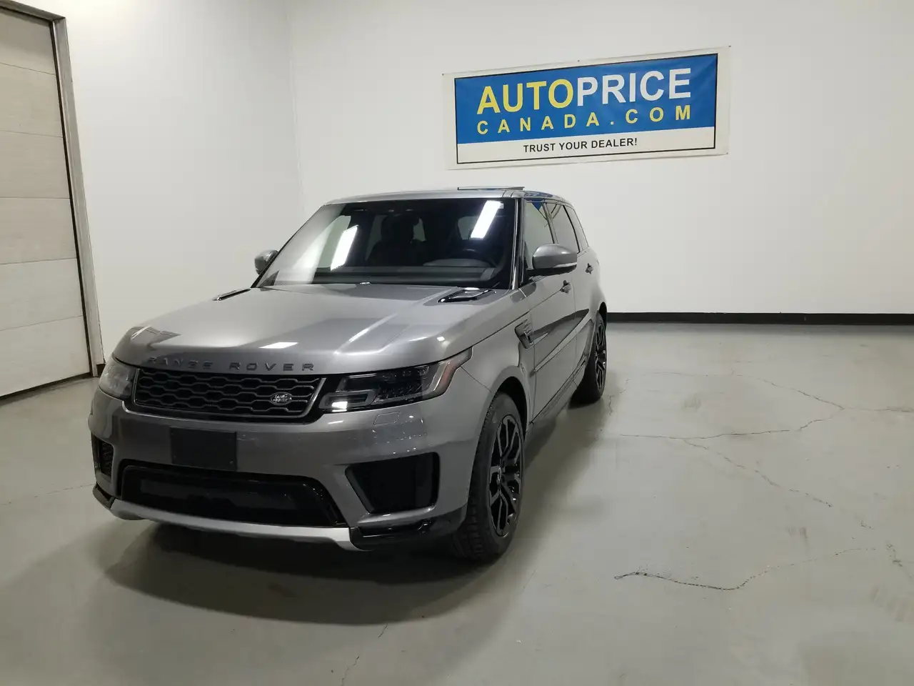 Land Rover Range Rover Sport снимка Land Rover Range Rover Sport