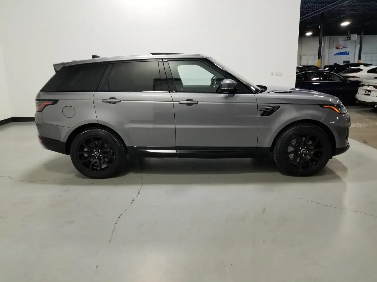 Land Rover Range Rover Sport снимка Land Rover Range Rover Sport