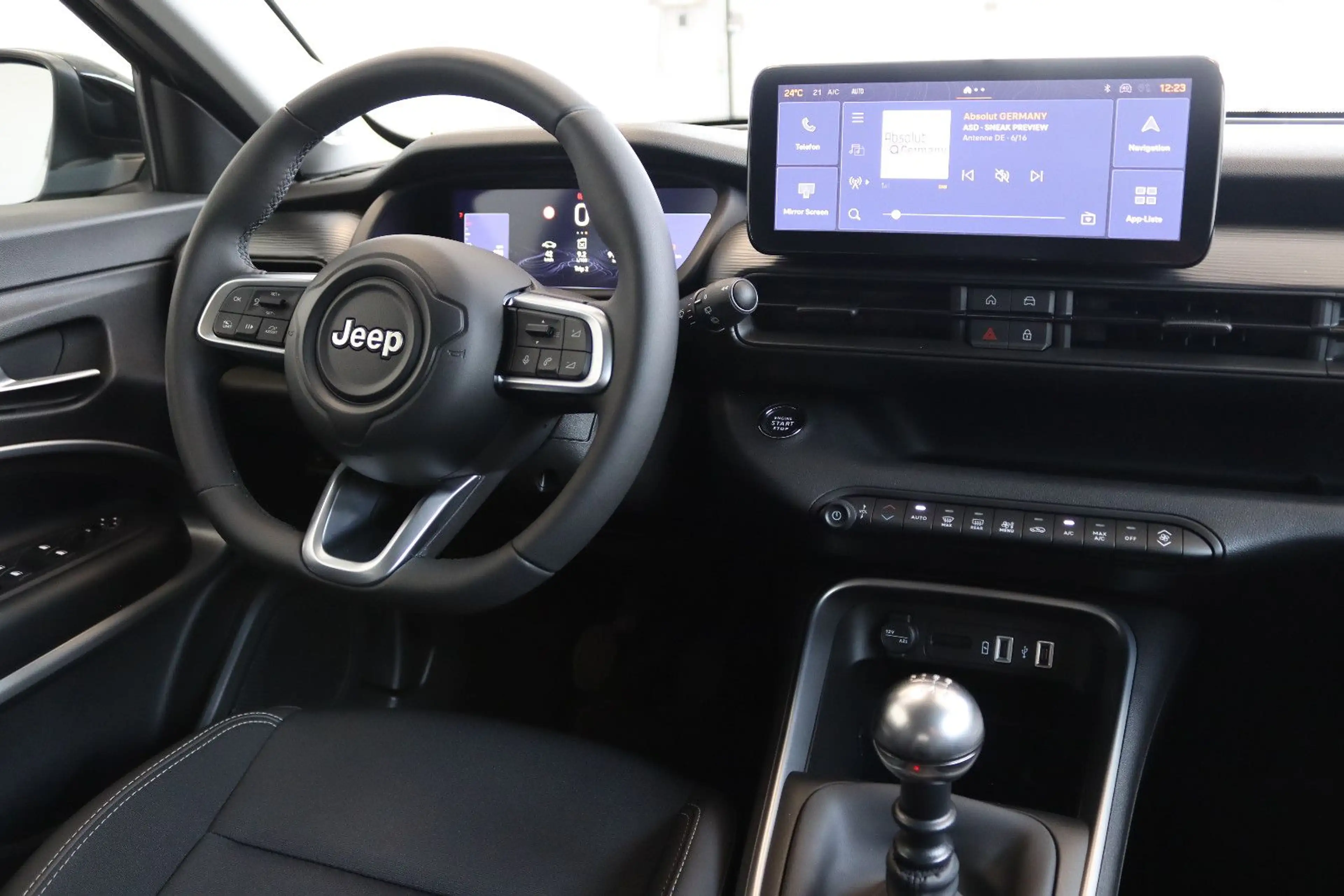 Jeep Avenger Altitude*LED*NAV*RFK*SHZ*JBL*PDC*CarPlay — photo 11