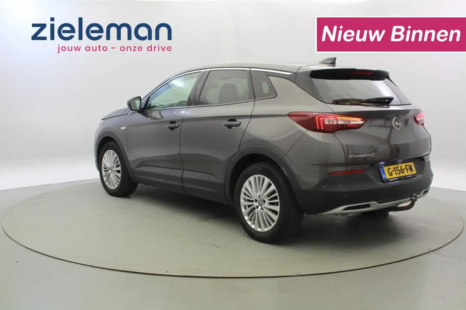 Opel Grandland X 1.2 Turbo Innovation - Clima, Carplay, Trekhaak Grijs - 2