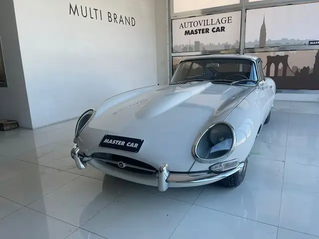 Jaguar E-Type cc3800 cv 265 X VERI AMATORI CONDIZIONI ECCELLENTI