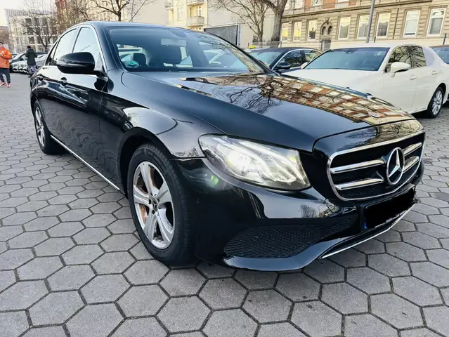 Mercedes-Benz E 200 E 200 Avantgarde 9-G Automatik Navi Camera