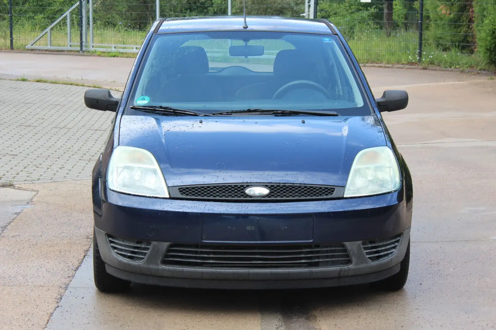 Ford Fiesta 1.3 51 kW Ambiente+Klima+TÜV-02-2027 Bleu - 2