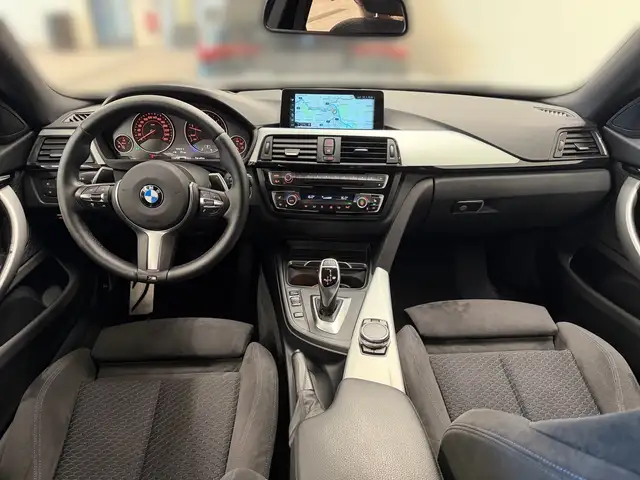 BMW 4 Series view 9