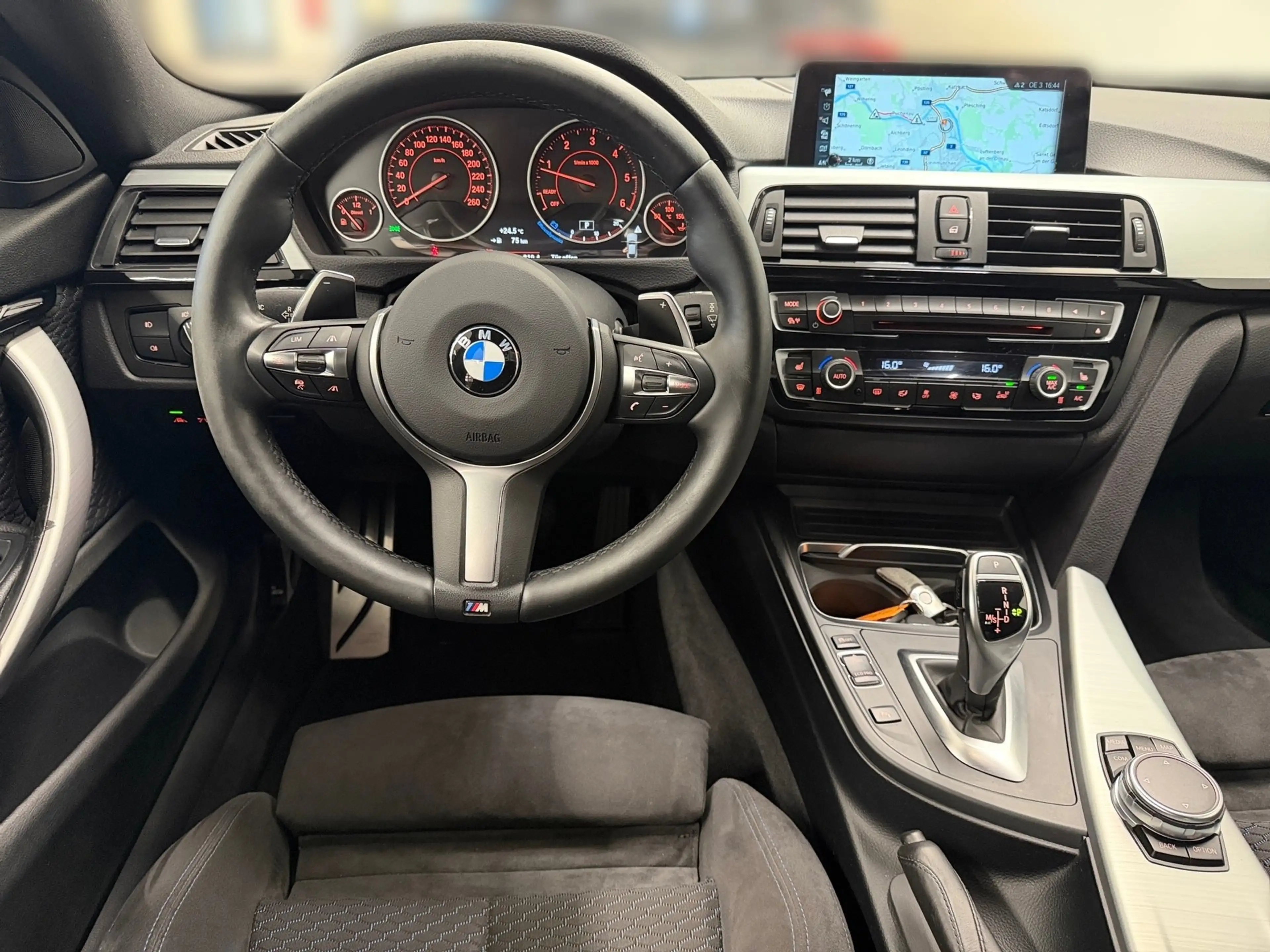 BMW 420 d xDrive — photo 8