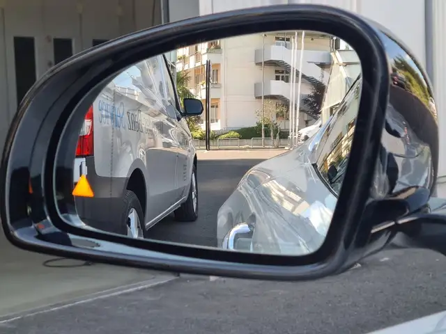 Mercedes-Benz AMG GT C AMG KeyGo Shz LED Distr Ambi Ansicht 24