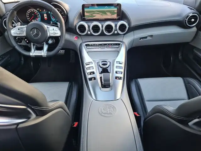Mercedes-Benz AMG GT C AMG KeyGo Shz LED Distr Ambi Ansicht 18