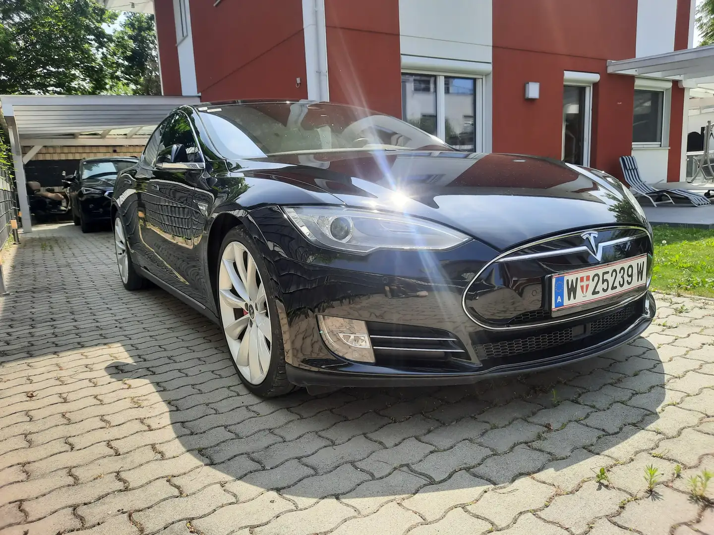 Tesla Model S Model S P85D 85kWh (mit Batterie) Schwarz - 1
