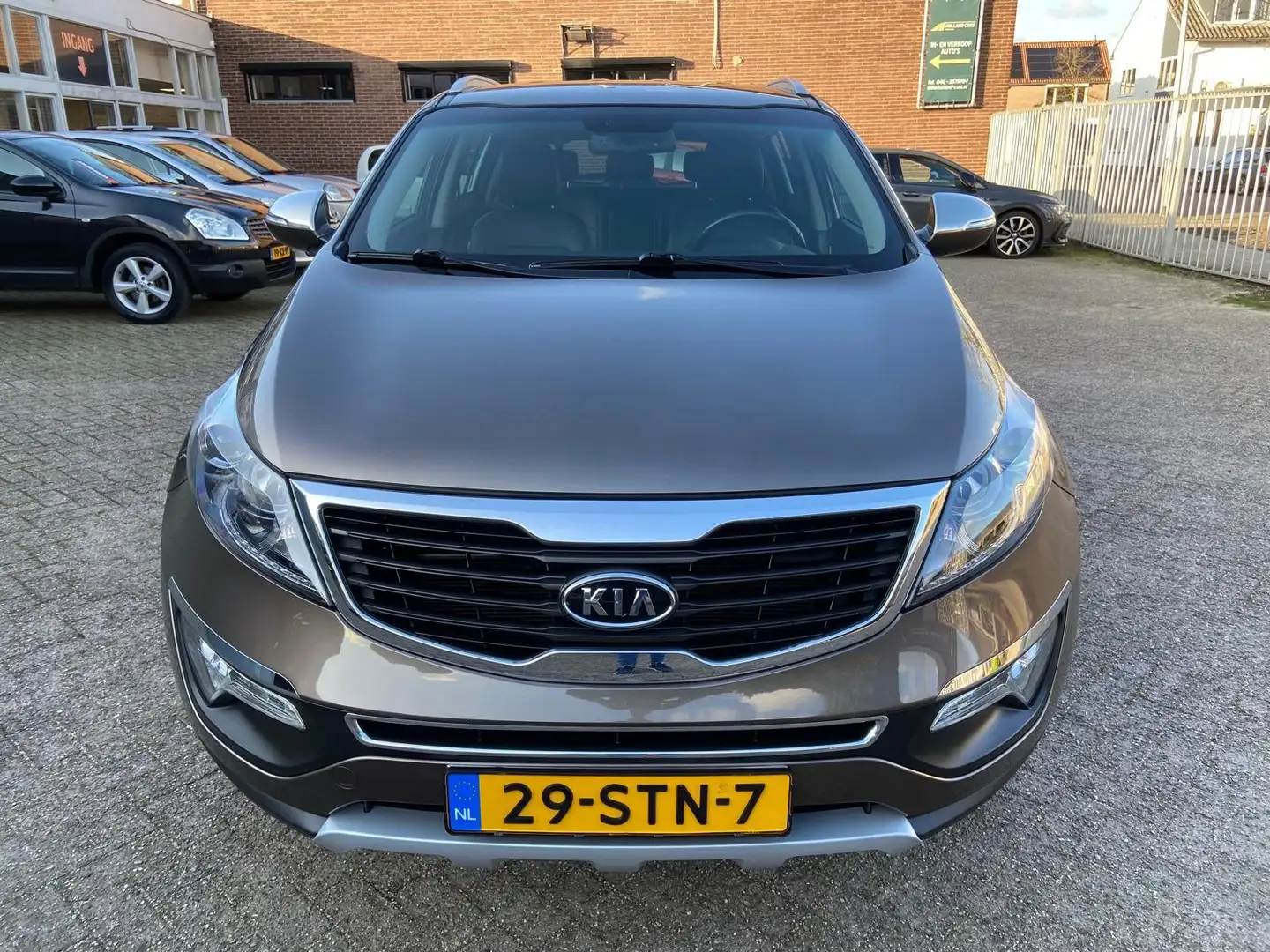 Kia Sportage 2.0 X-ecutive Plus Pack Automaat 1e Eigenaar 84.13 Bruin - 2