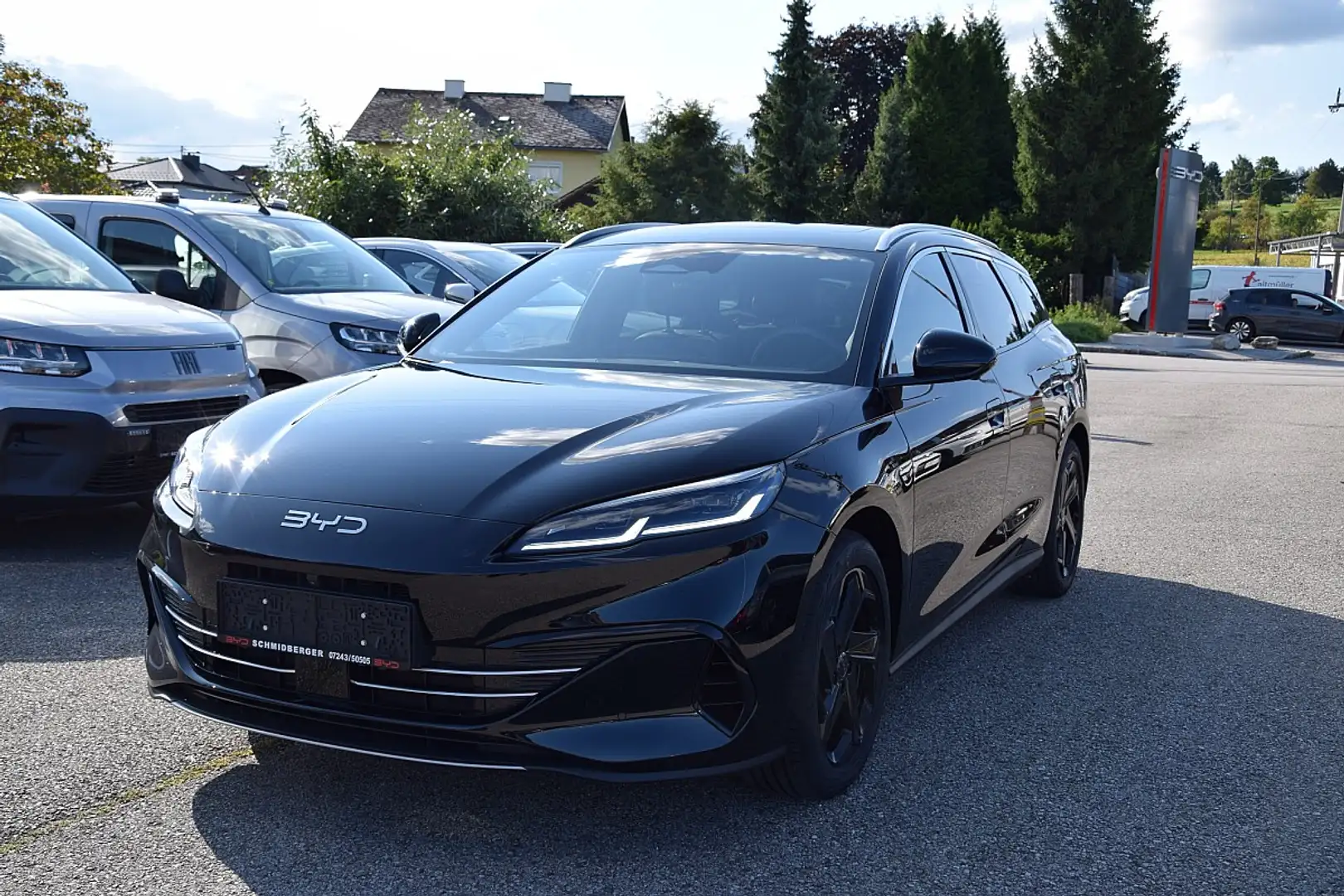 BYD Seal 6 DM-i Touring PHEV 19kWh Comfort Österreich Pake... Schwarz - 1