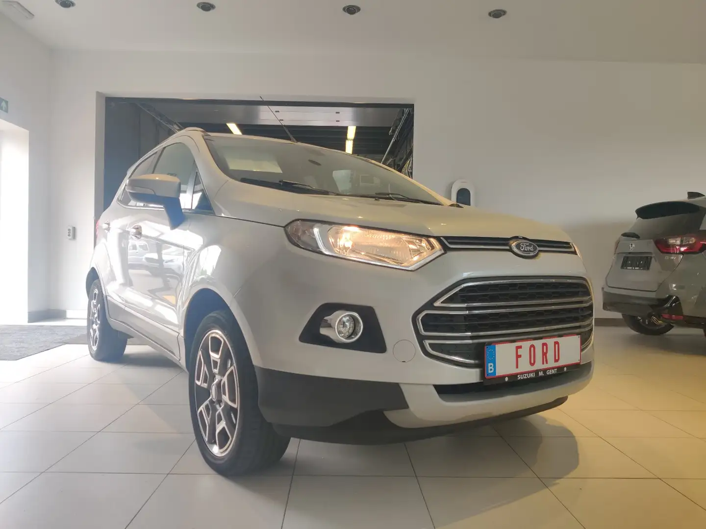 Ford EcoSport 1.5i 4x2 Titanium AUTOMAAT Gris - 2