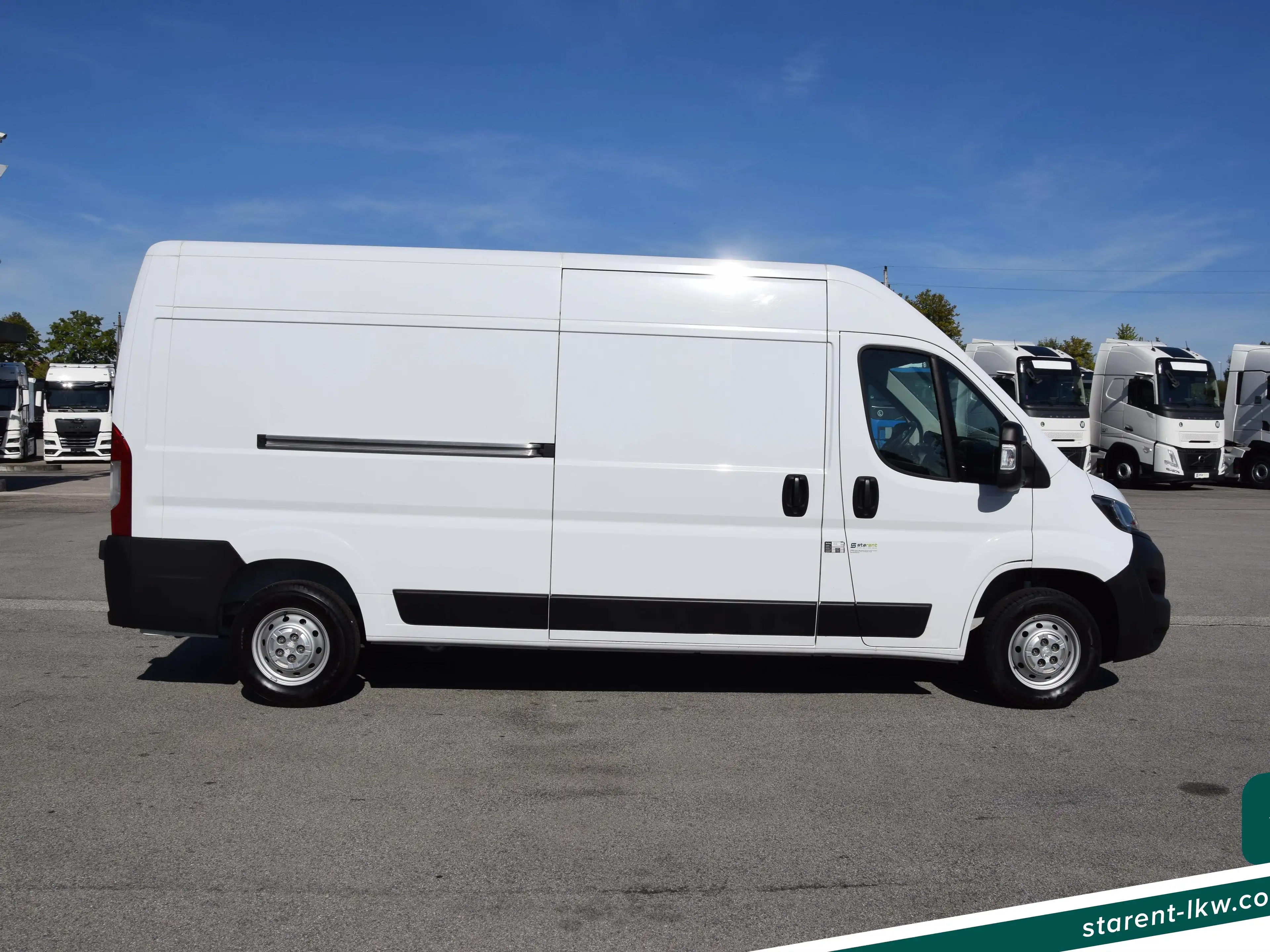Peugeot Boxer Kastenwagen L3H2 Tempomat Klima App Schwingsitz — photo 4