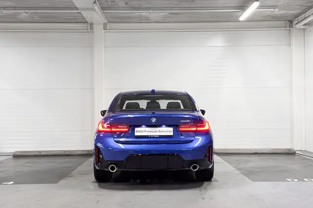 BMW 3 Series view 7