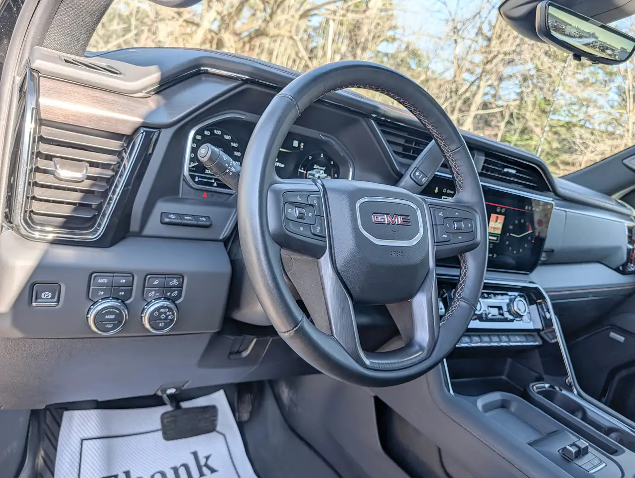 GMC Sierra 2500HD снимка GMC Sierra 2500HD