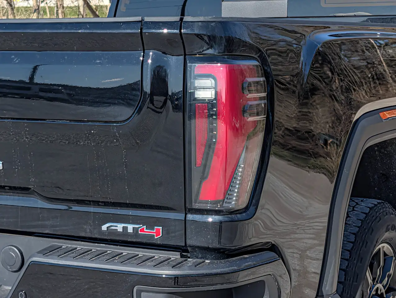 GMC Sierra 2500HD снимка GMC Sierra 2500HD