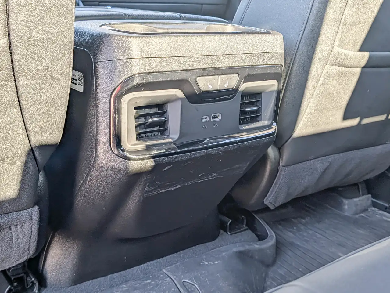 GMC Sierra 2500HD снимка GMC Sierra 2500HD