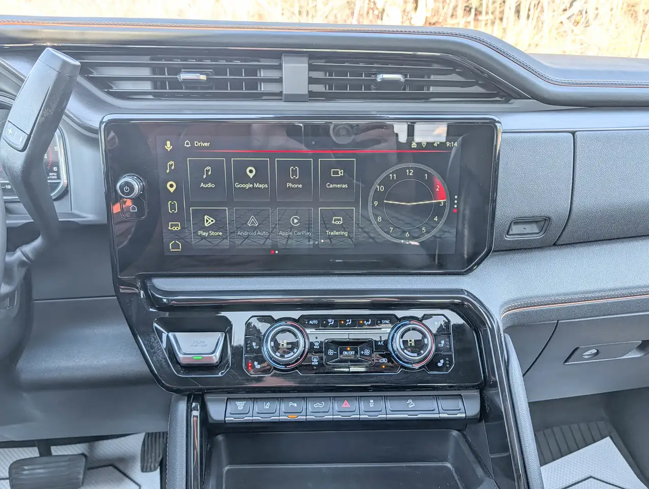 GMC Sierra 2500HD снимка GMC Sierra 2500HD