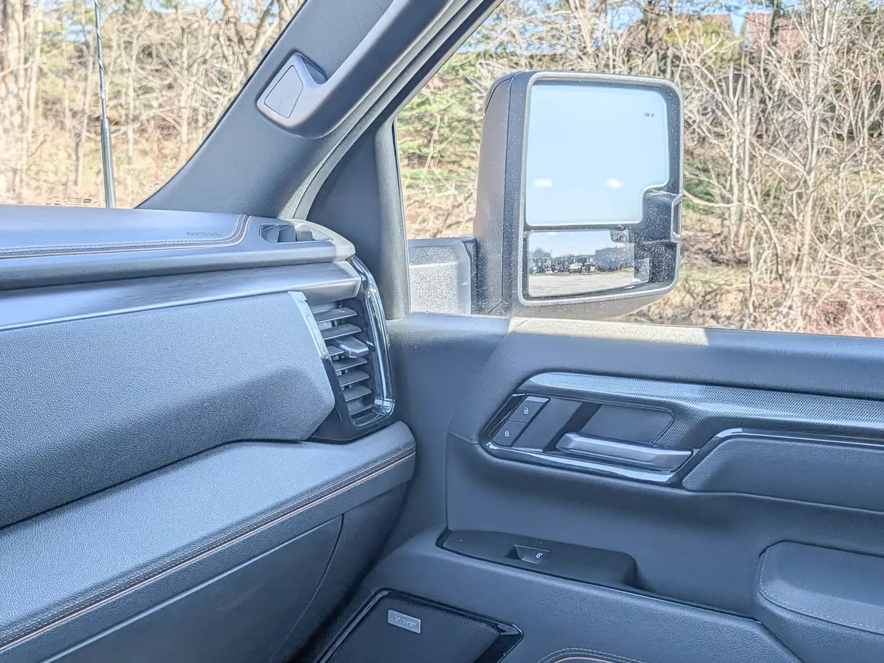 GMC Sierra 2500HD снимка GMC Sierra 2500HD