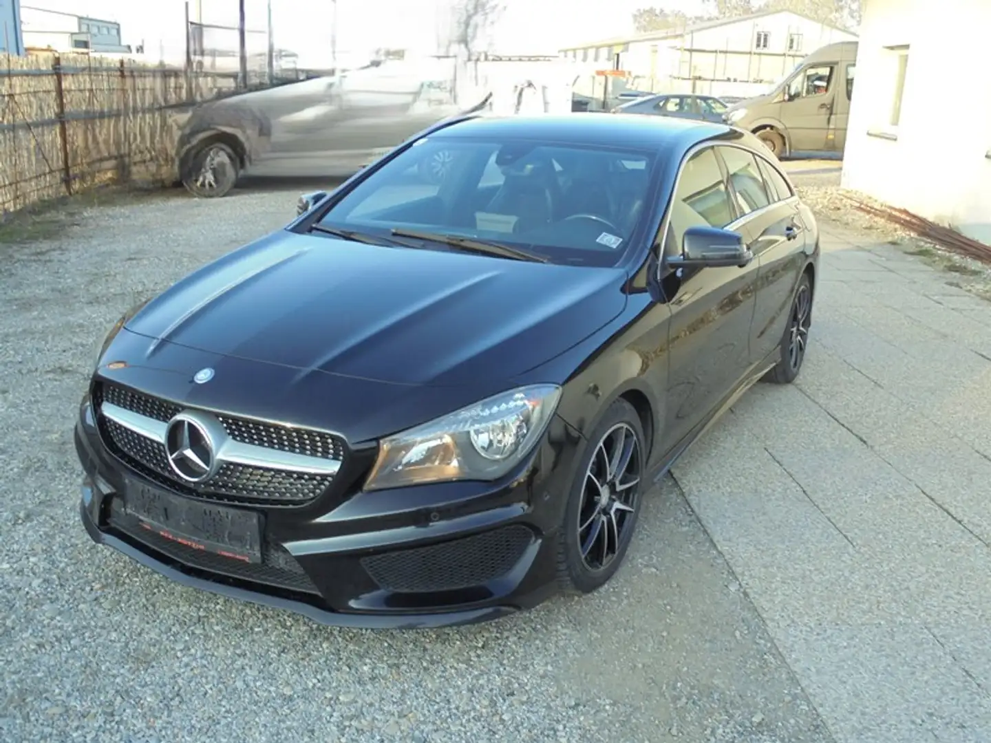 Mercedes-Benz CLA 220 CLA 220 CDI Shooting Brake Aut. Schwarz - 1