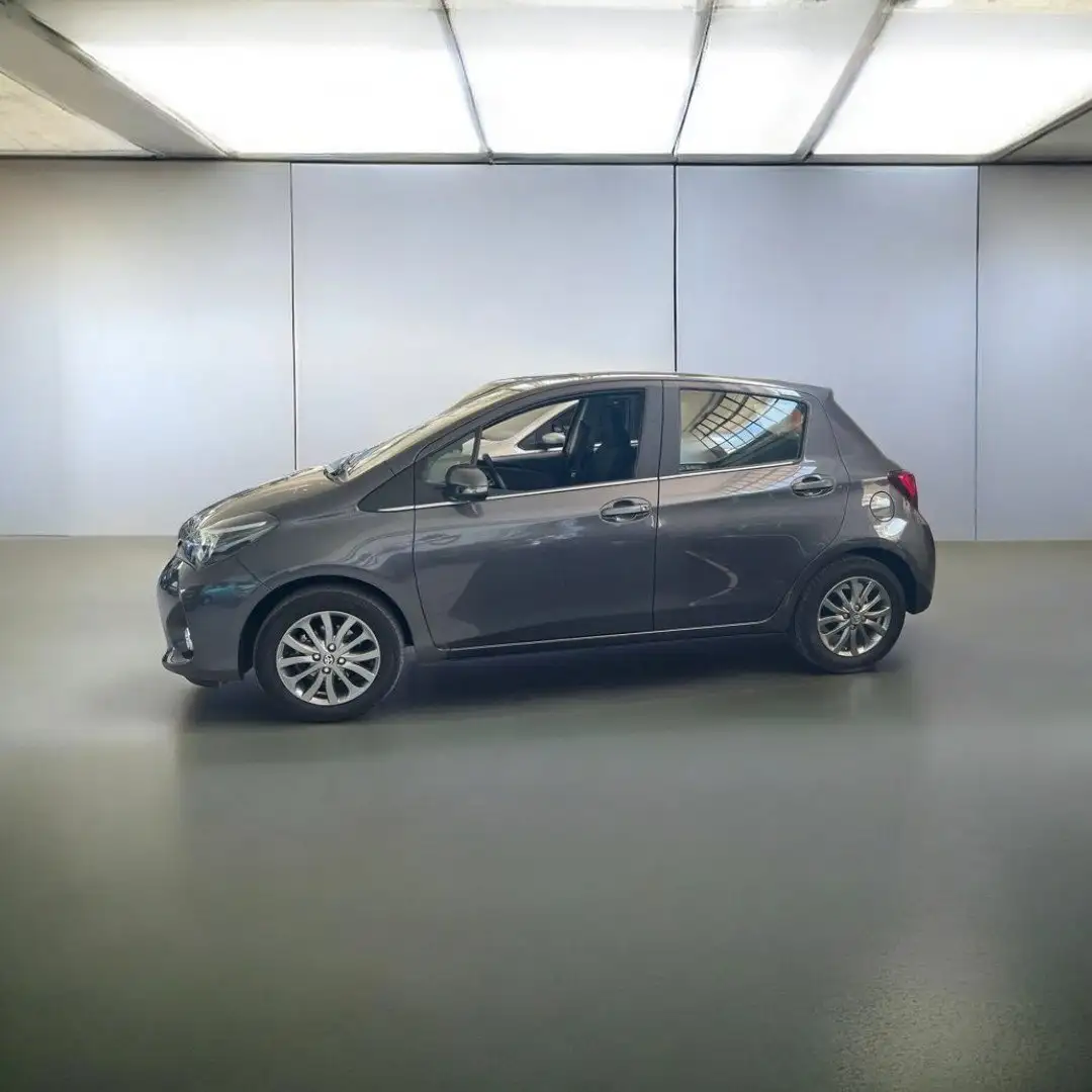 Toyota Yaris Yaris 1.0 5 porte Lounge - OK NEOPATENTATI - CATE Grigio - 1