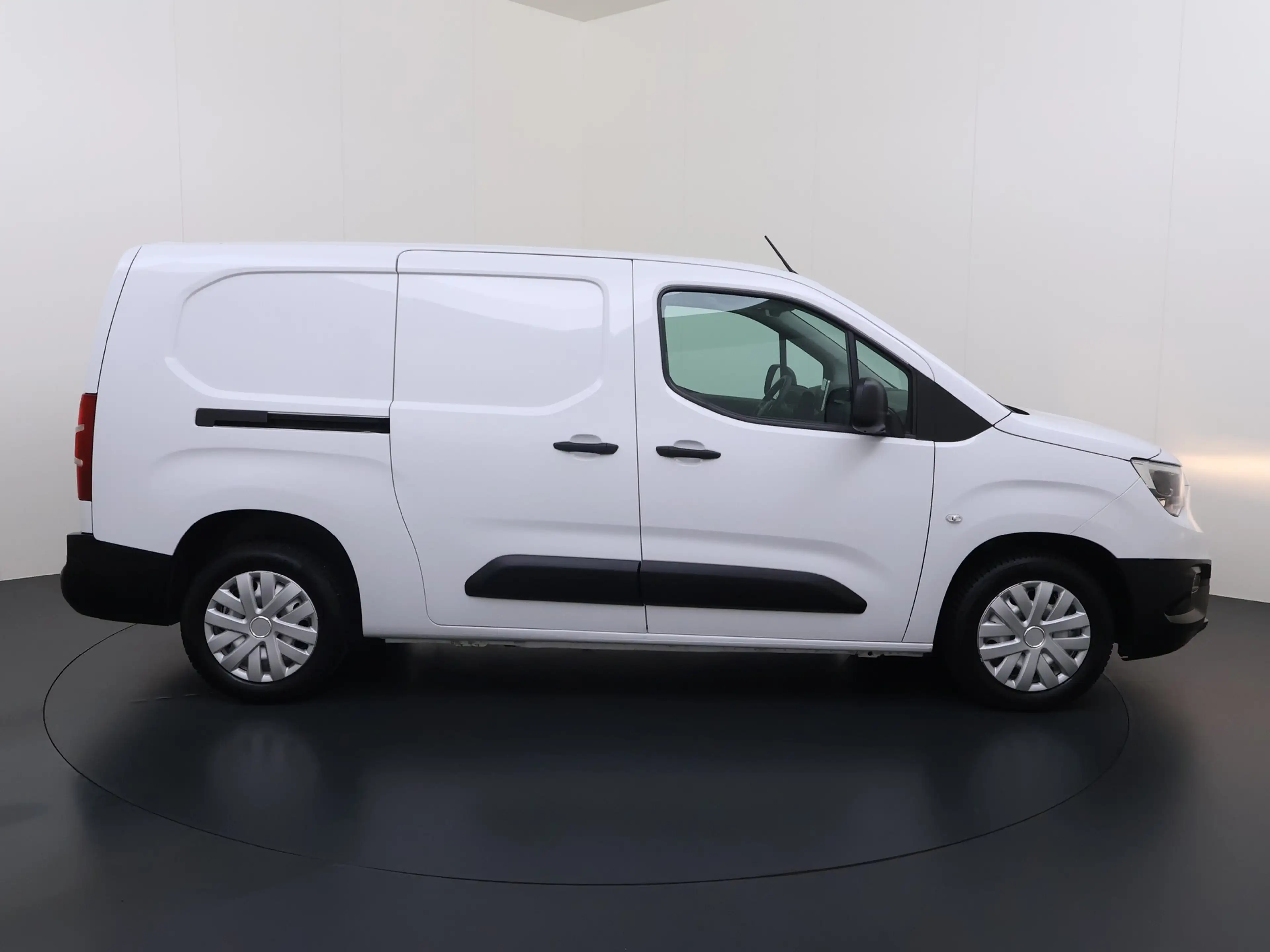 Opel Combo 1.5D L2H1 102PK, Airco, Cruise Control, Ex-Lease — photo 4