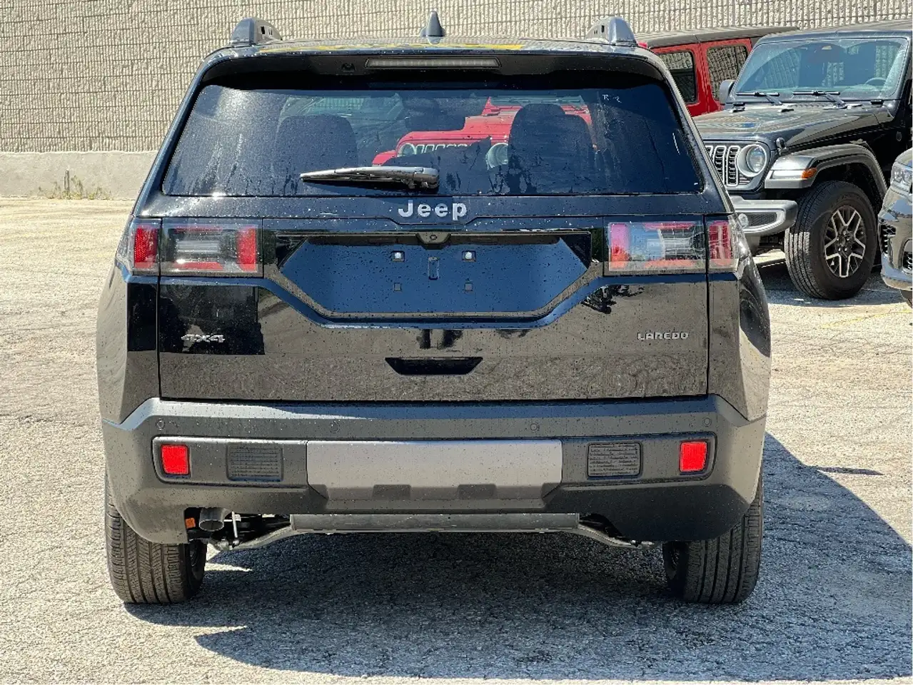 Jeep Cherokee снимка Jeep Cherokee