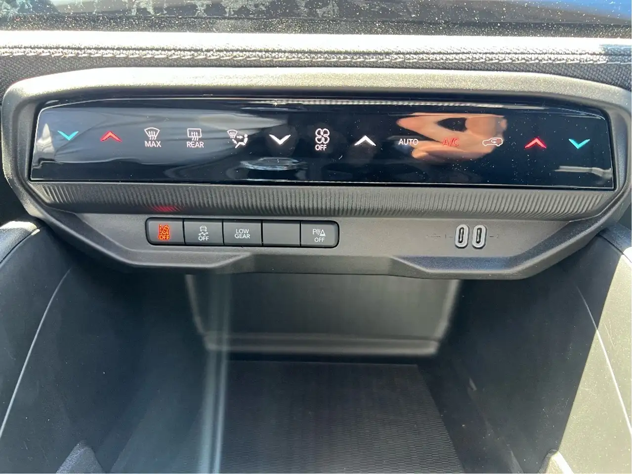 Jeep Cherokee снимка Jeep Cherokee