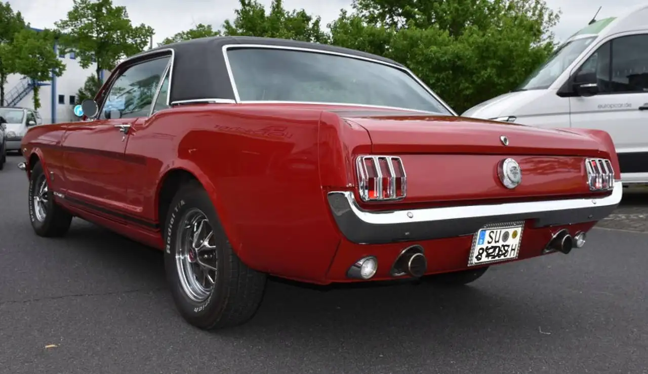 Ford Mustang, foto 3