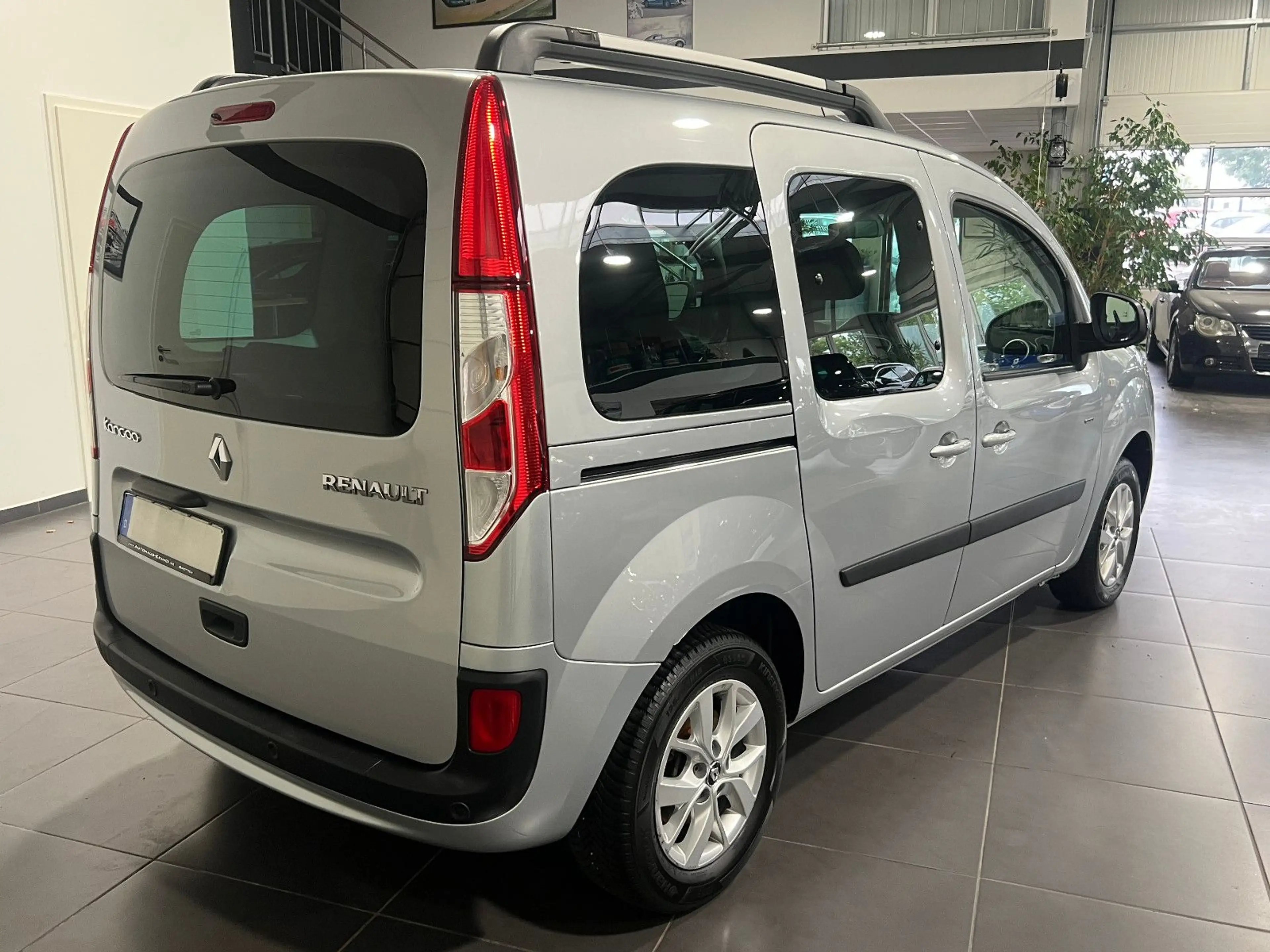 Renault Kangoo 1.5 dCi **Navi*PDC*Klima*Tempomat** — photo 7