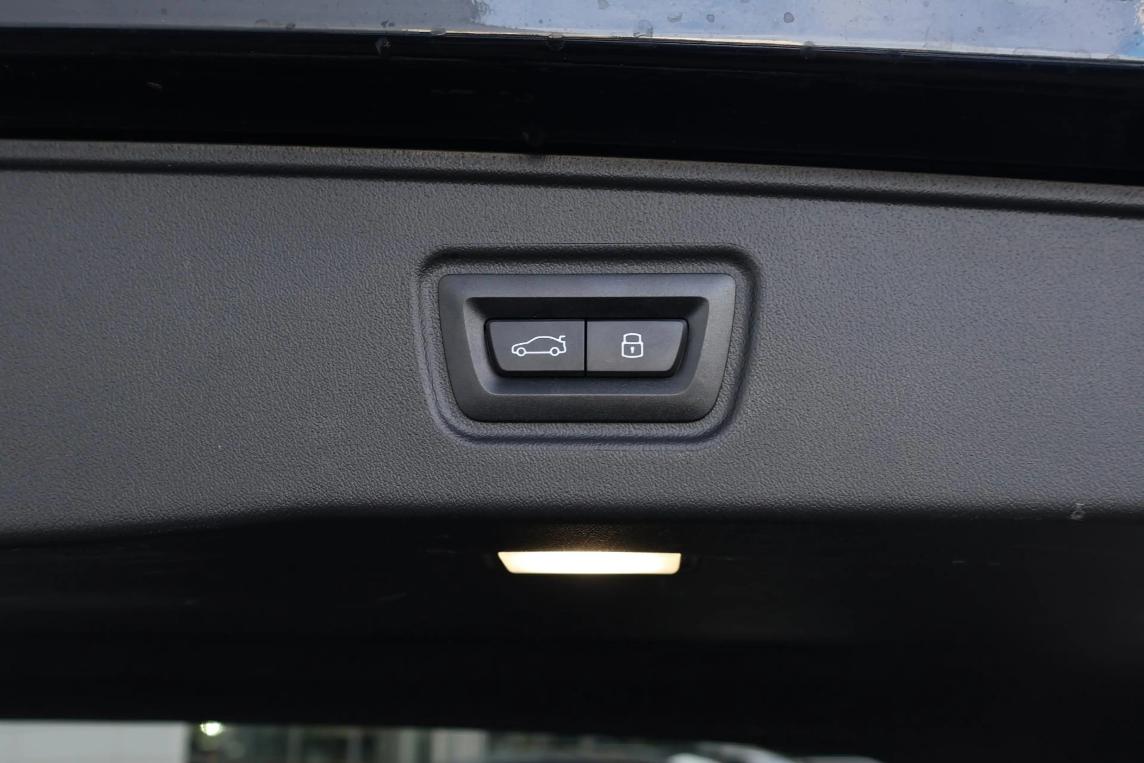 BMW i5 Touring eDrive40 M Sport Edition 84 kWh | M-Sport — photo 14