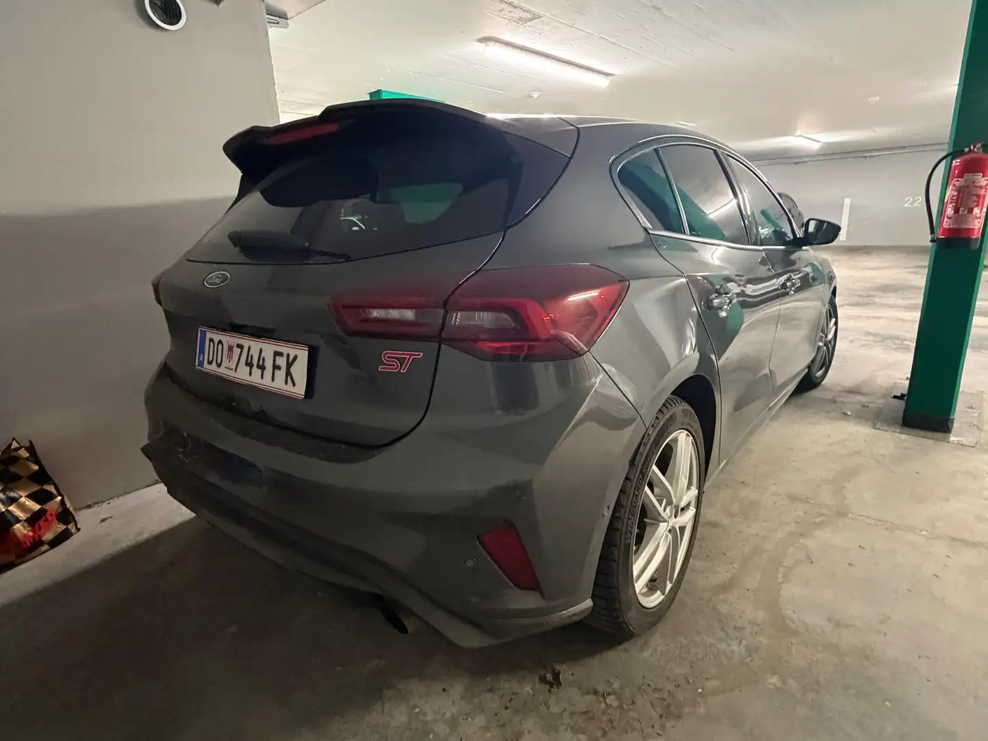 Ford Focus Focus 2.3 EcoBoost S Grau - 2