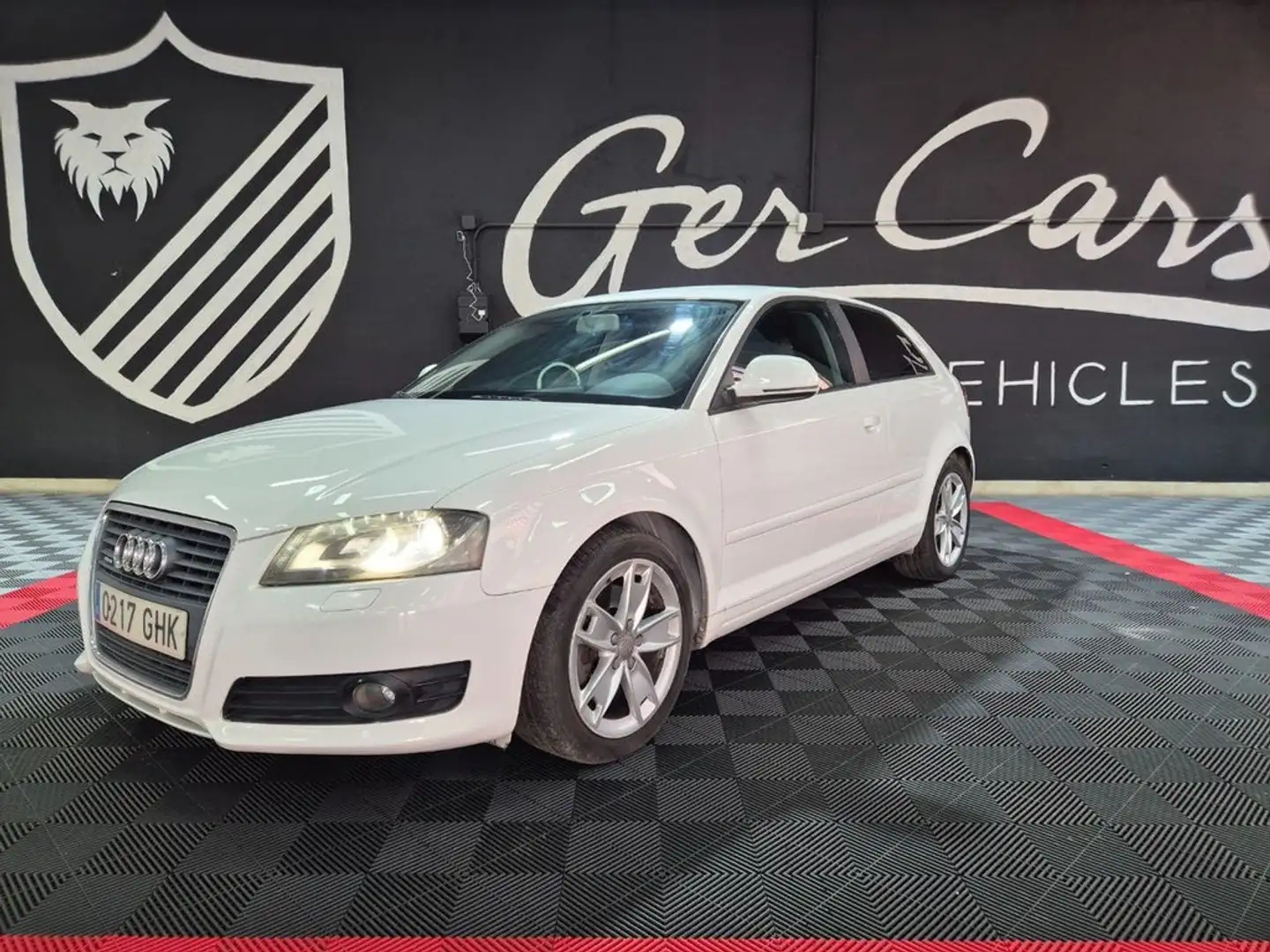 Audi A3 2.0TDI Ambition quattro 170 Blanco - 1