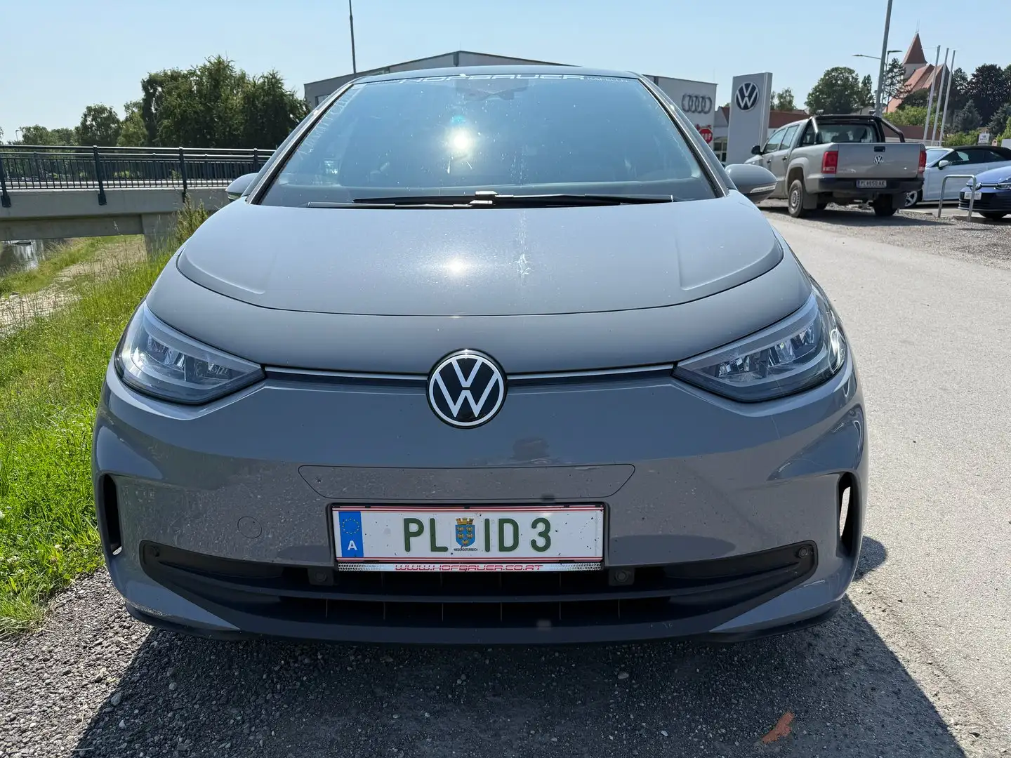 Volkswagen ID.3 Pure 125 kW Business Grau - 2