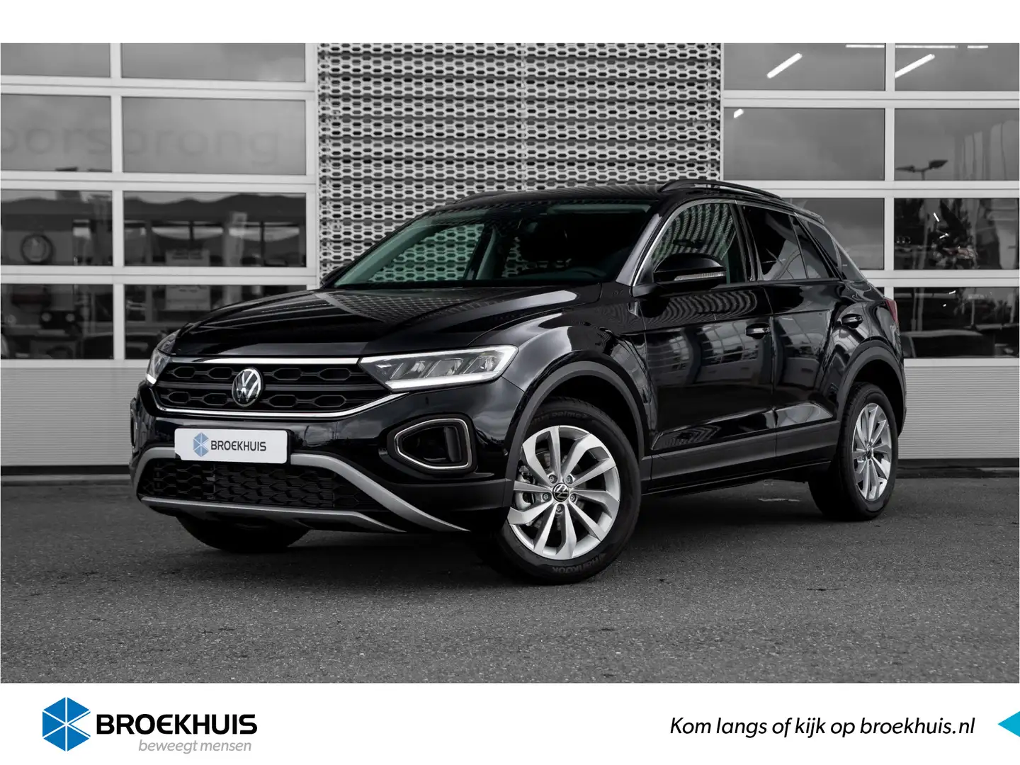 Volkswagen T-Roc 1.0 TSI 110 pk Life Edition | Multimedia | Assista Zwart - 1
