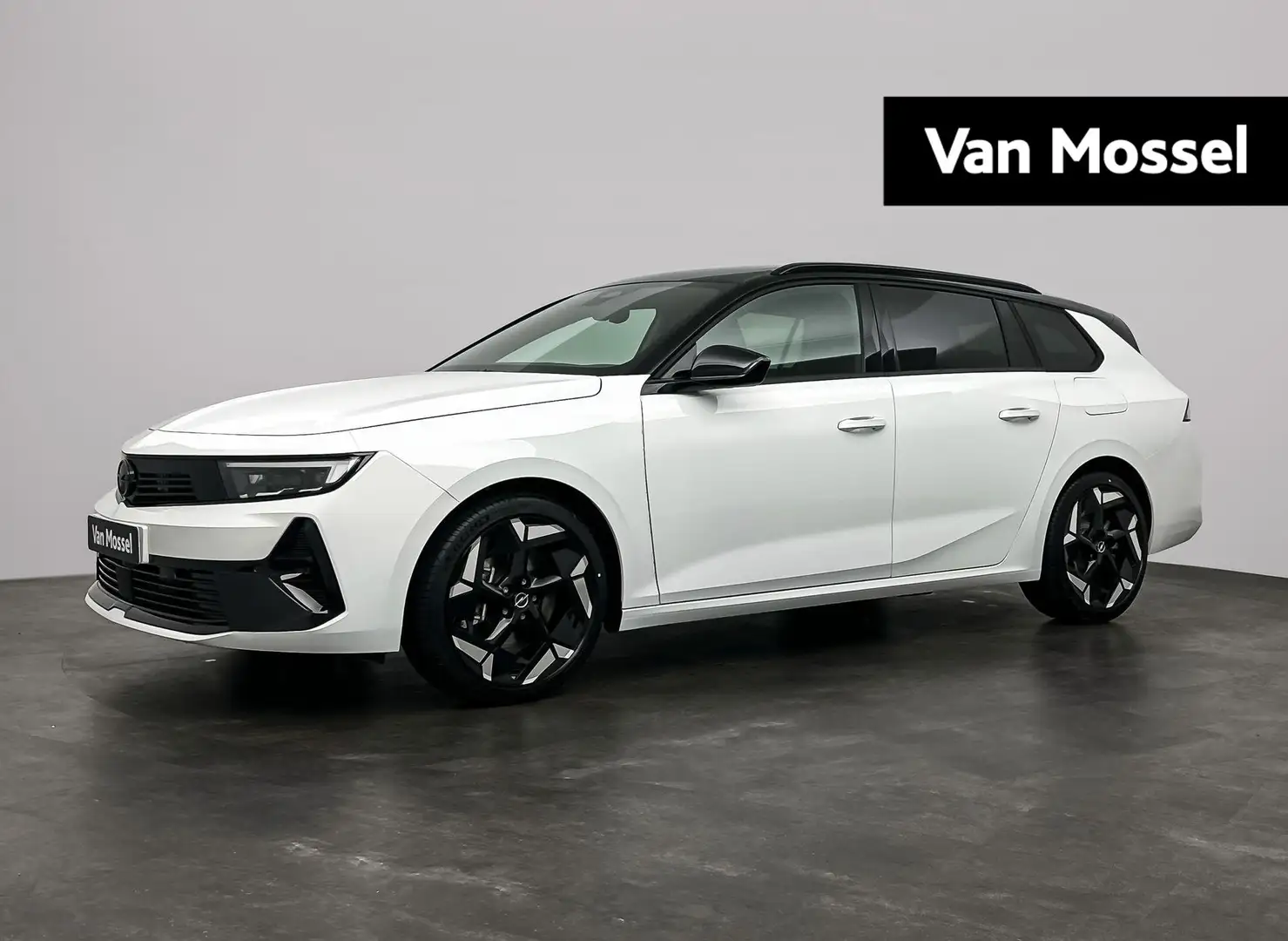 Opel Astra Sports Tourer GSe 1.6 Turbo Plug In Hybrid | Voorr Wit - 1
