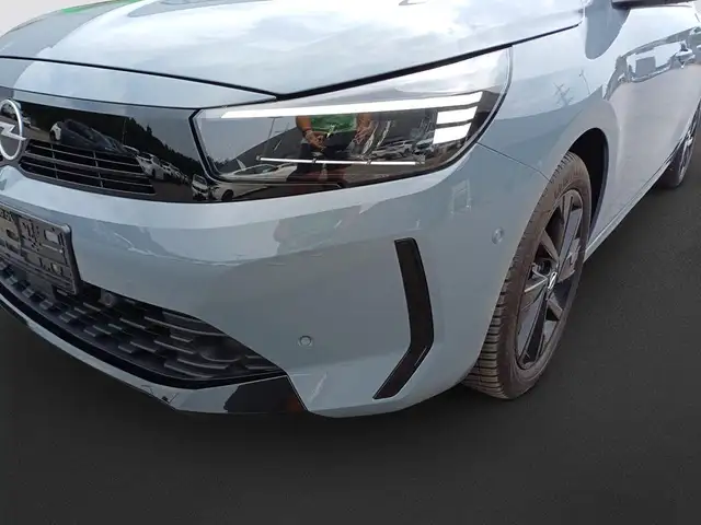 Opel Corsa view 9
