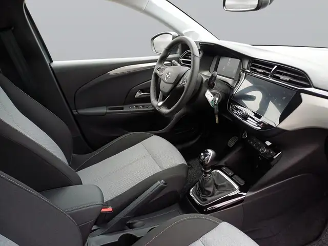 Opel Corsa view 11
