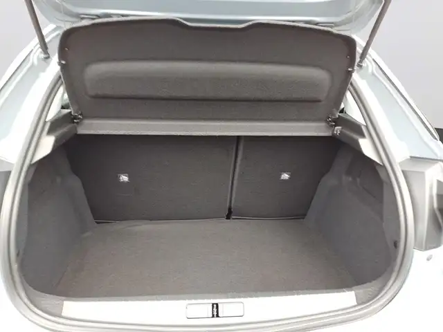 Opel Corsa view 7