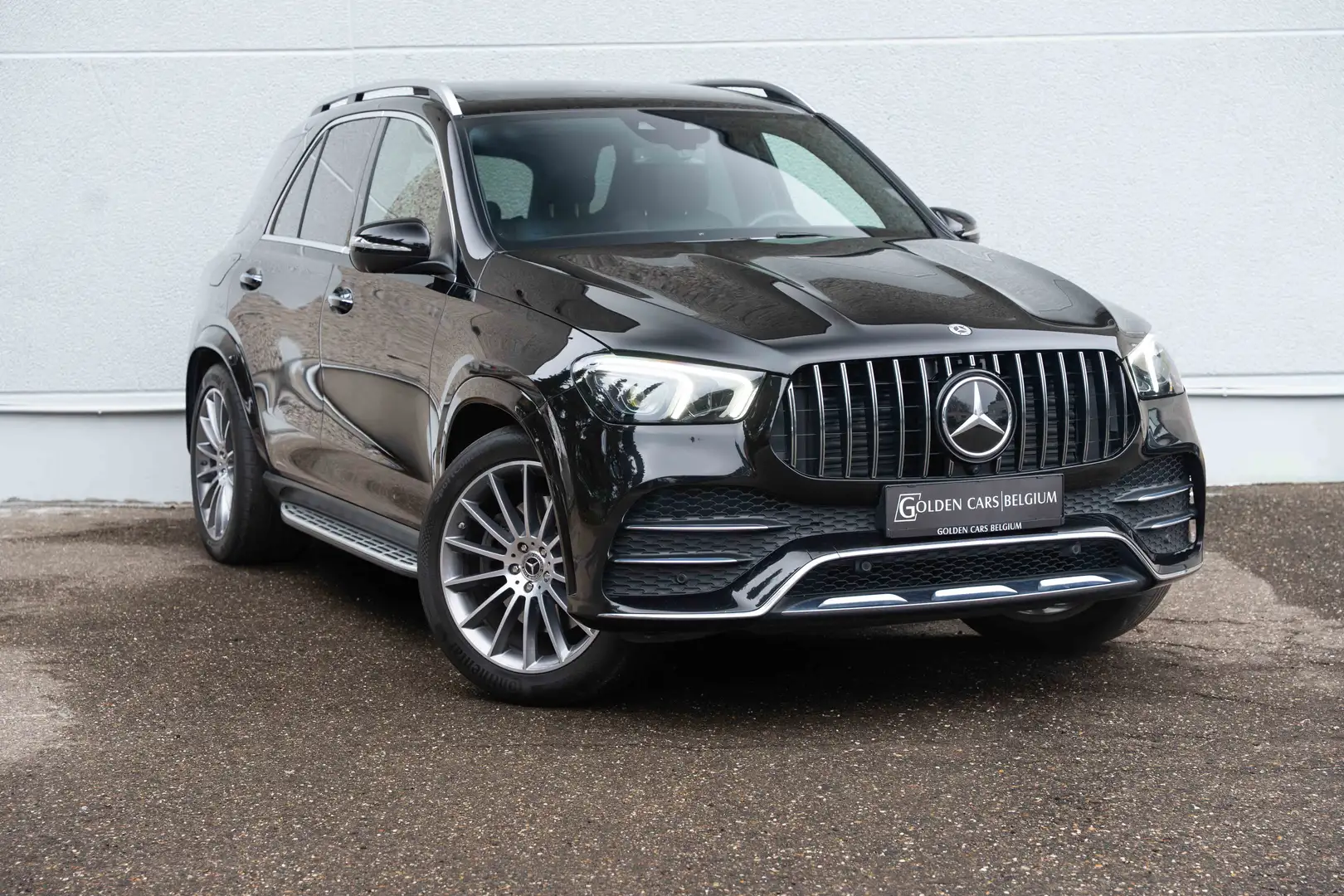 Mercedes-Benz GLE 350 de 4M AMG/LED/PANO/AIRMATIC/ACC/CAMERA/TREKH/ACC Černá - 2