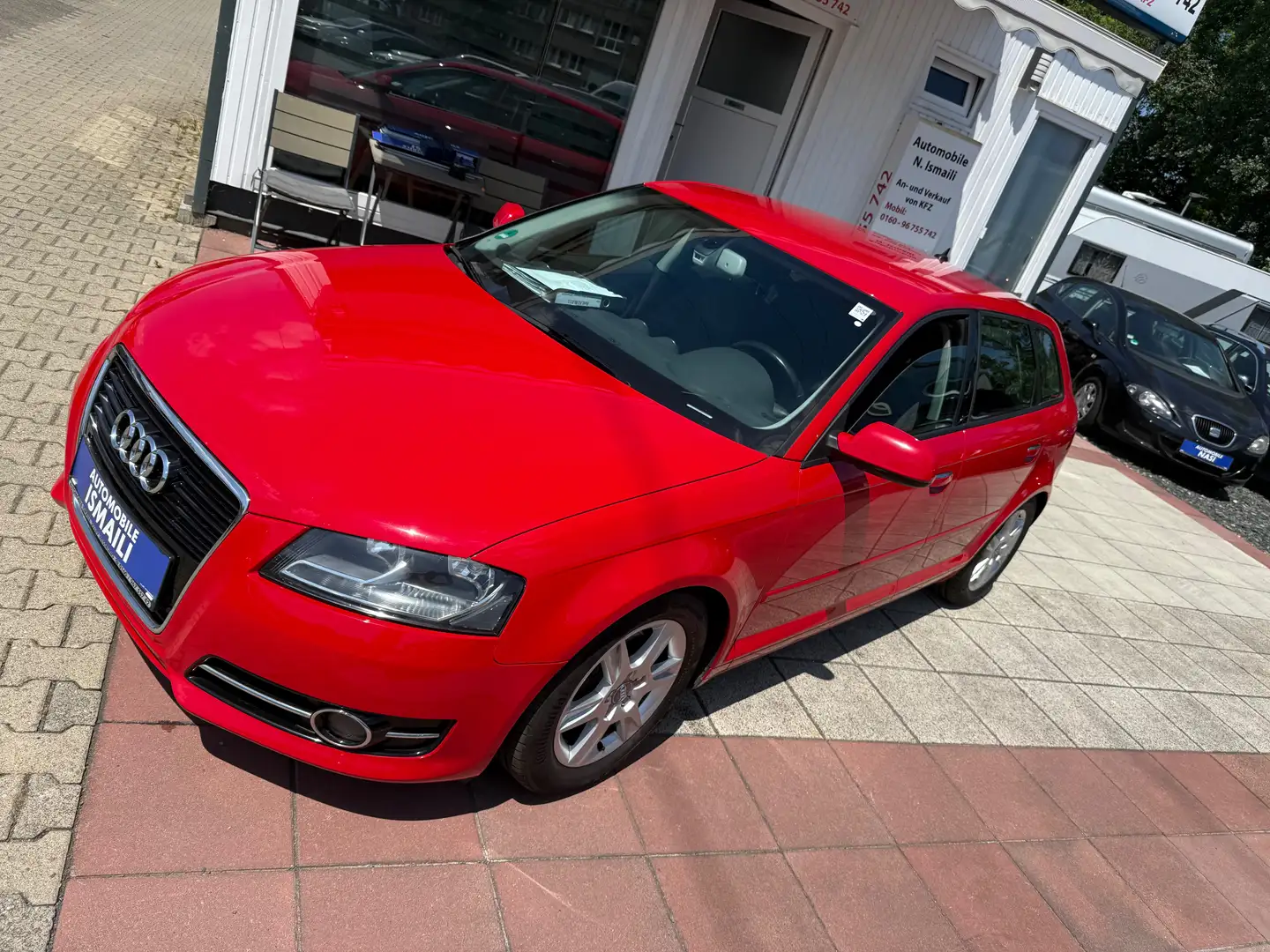 Audi A3 2.0 TDI Attraction (103kW) Rood - 2
