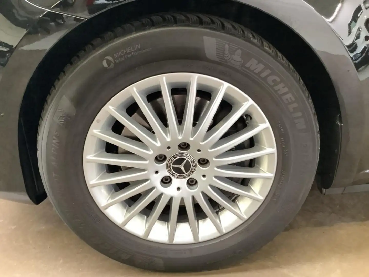 Mercedes-Benz V 300 V300d EDITION Extralang ILS-LED/Rückfahrkamera Černá - 2