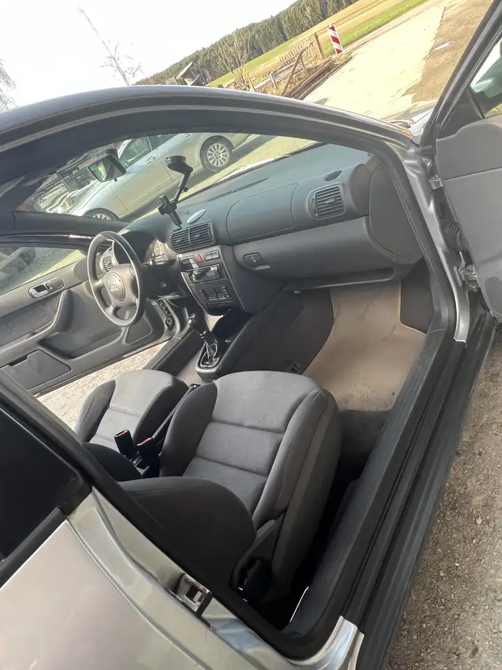Audi A3 1.6 Ambiente, foto 3
