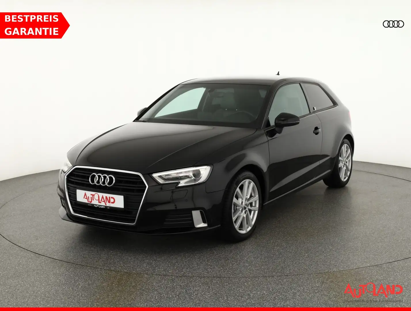 Audi A3 1.4 TFSI s-tronic sport Xenon Navi Alcantara Schwarz - 1