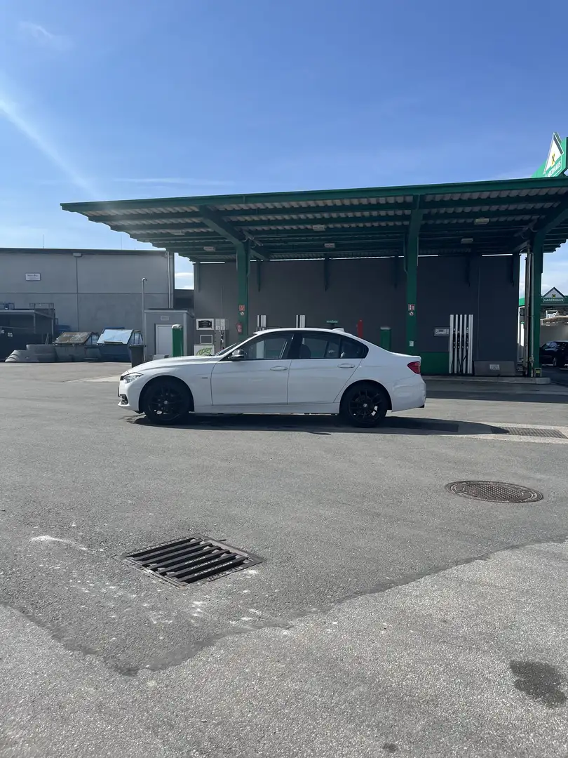 BMW 318 318d Sport Line - 2