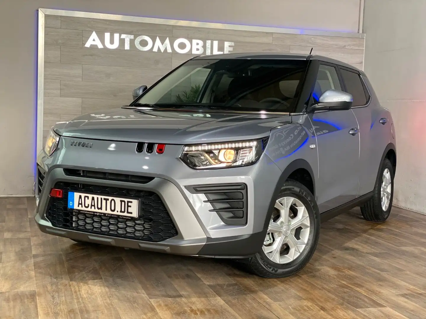KGM Tivoli 1,5P 2WD Nomad SONDERMODELL Argent - 1